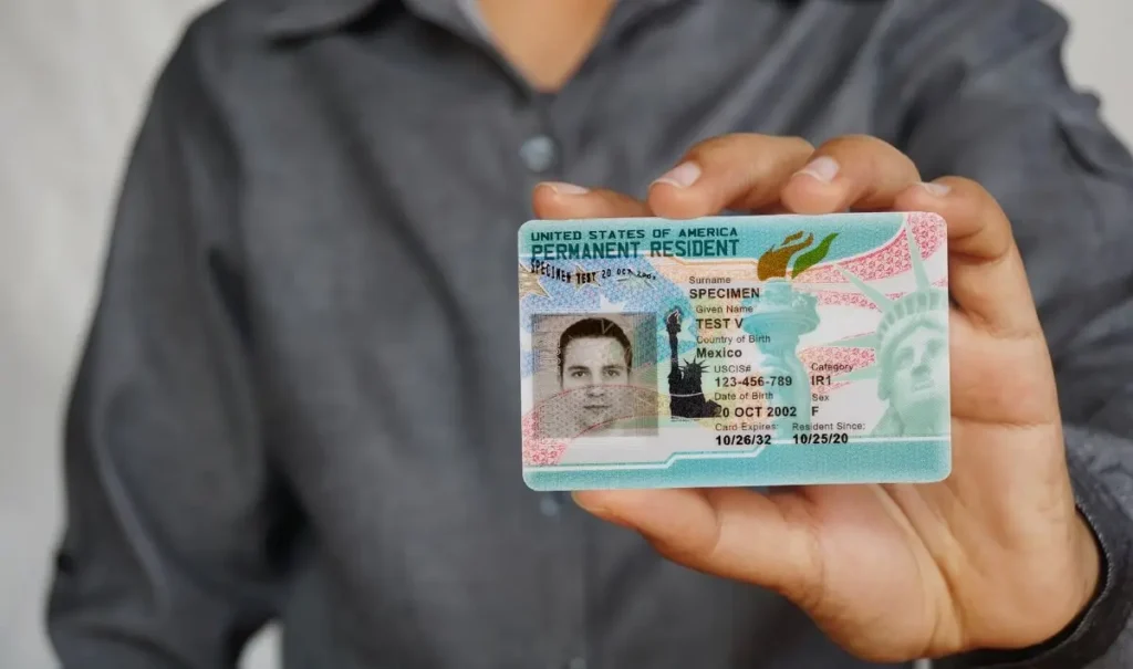 Mayoritas Pemohon Green Card Bisa Mengajukan Aplikasi dari Dalam Amerika Tetapi Prosesnya Akan Makin Ketat dan Lambat